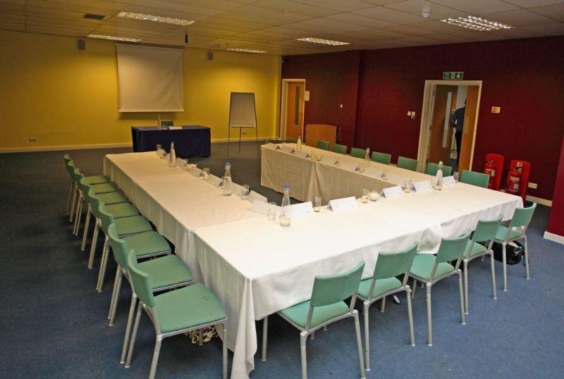 The Olympic Lodge Aylesbury (Buckinghamshire) Exterior foto