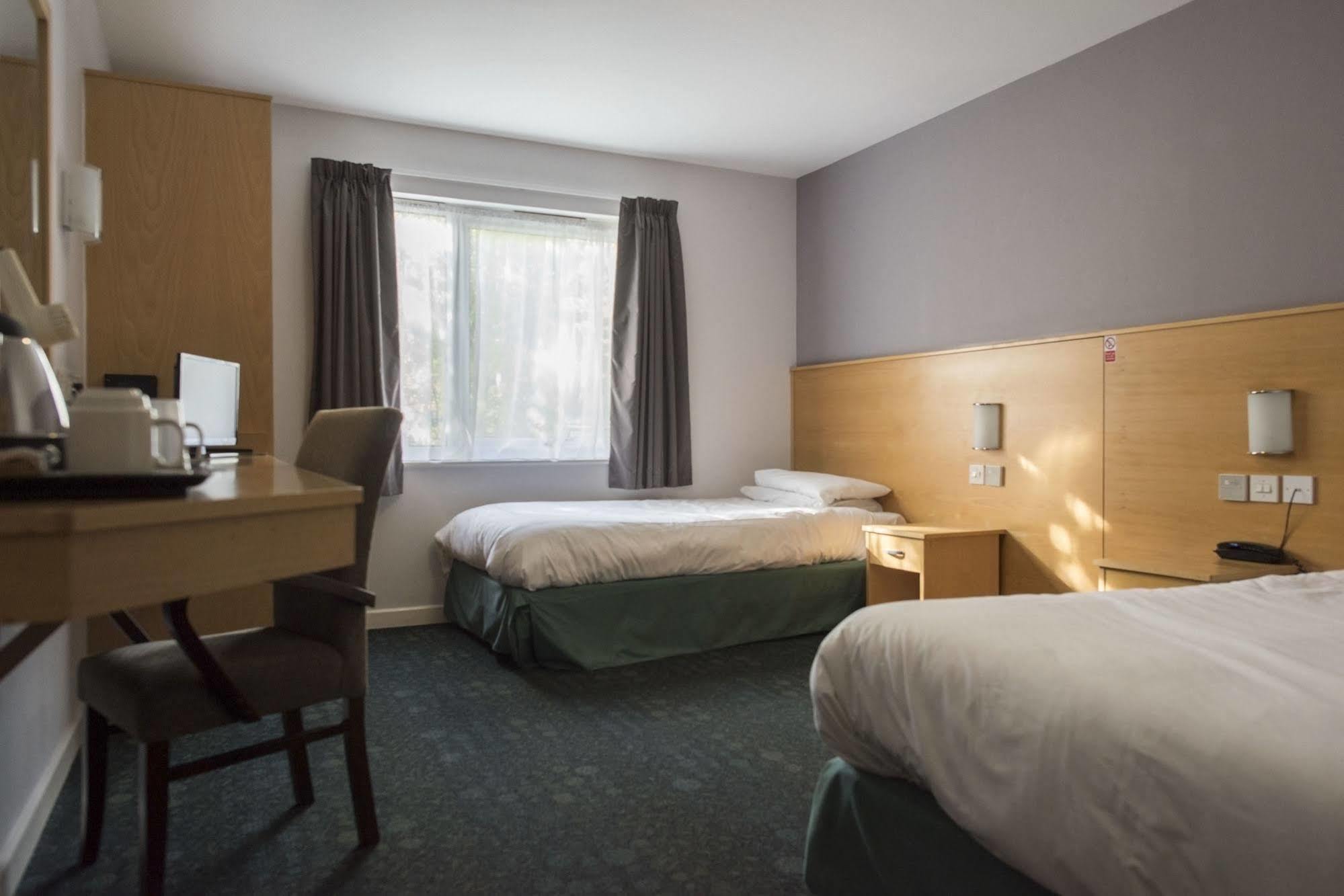 The Olympic Lodge Aylesbury (Buckinghamshire) Exterior foto